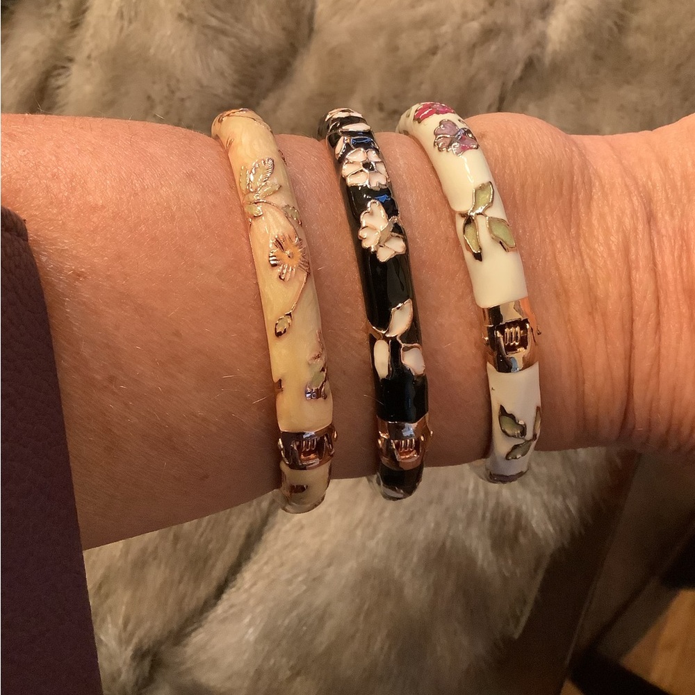 Ladies bracelets